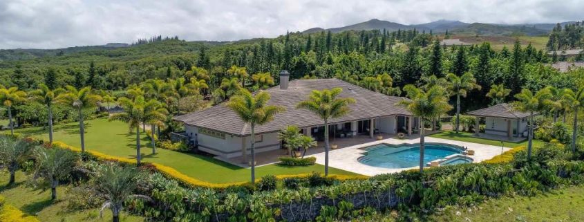 222 Keoawa St, Lahaina - Maui home